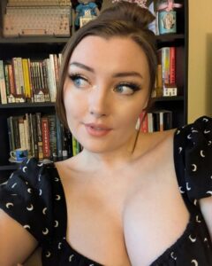 avtub Indo Tante Punya Memek Tembem Croot Diluar